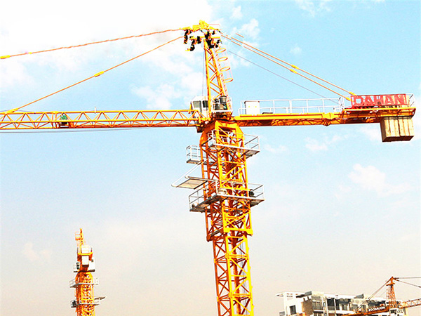 QTZ80 (TC6010) 塔帽式塔式米兰体育(中国) 8t、6t